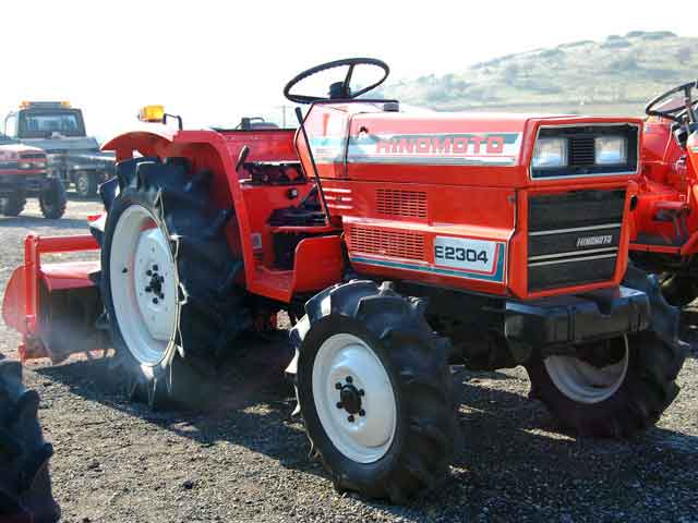 Τρακτέρ HINOMOTO E2304DT