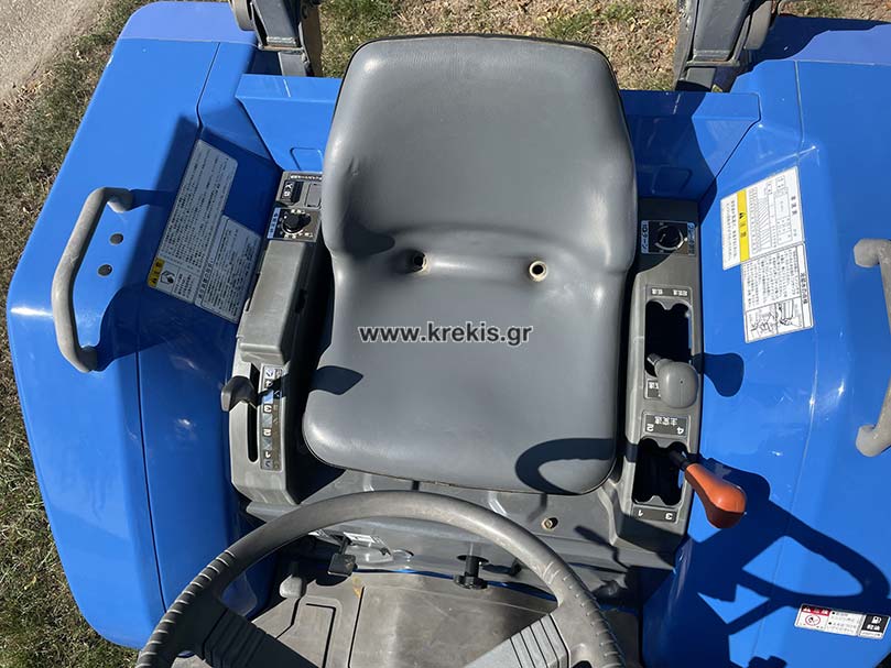 Τρακτέρ με τιμόνι και χειρόγκαζο Iseki TG253