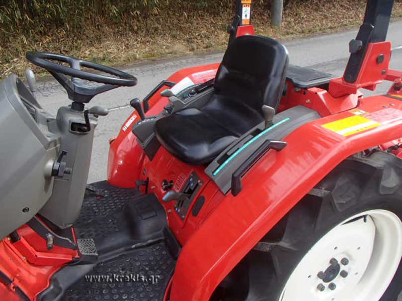 Τρακτέρ YANMAR AF326D