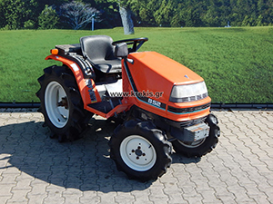 KUBOTA B52