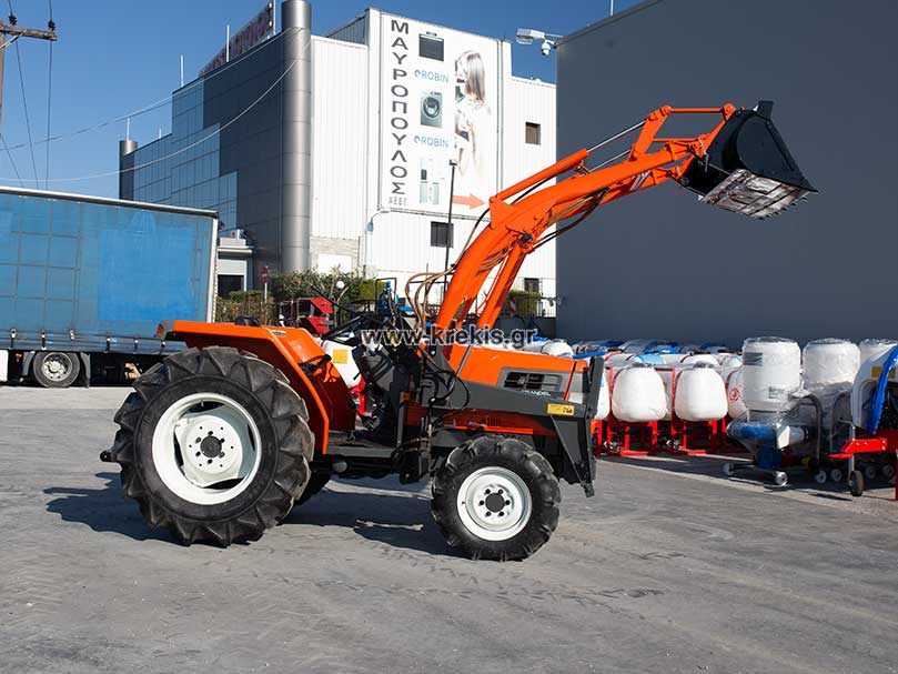 Τρακτέρ KUBOTA GL32DT με κουβά