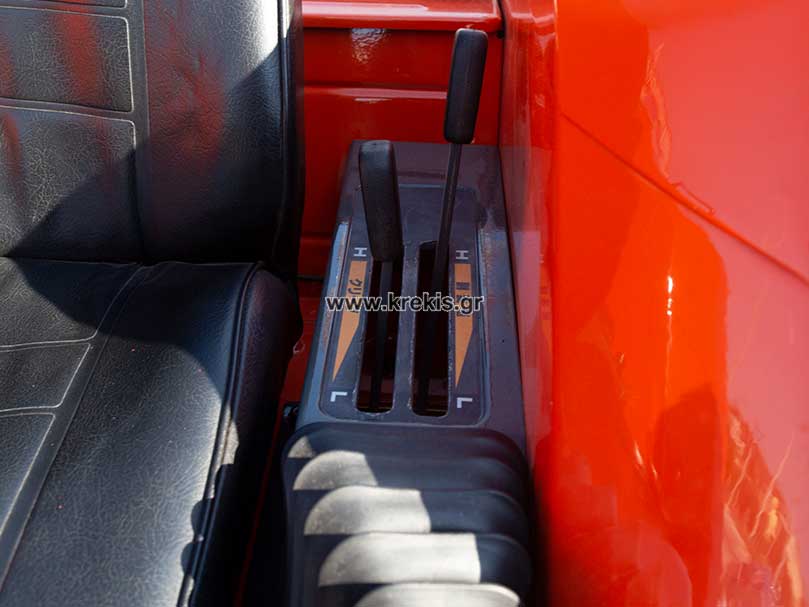 Τρακτέρ KUBOTA GL32DT με κουβά