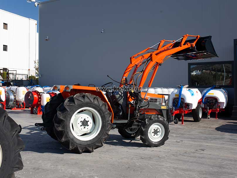 Τρακτέρ KUBOTA GL32DT με κουβά