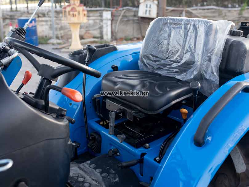 Τρακτέρ με κουβά LS R50