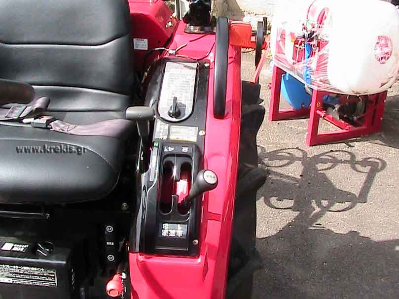 Τρακτέρ Mitsubishi MTZ-23D