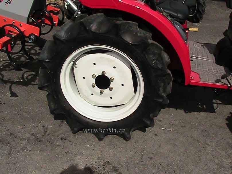 Τρακτέρ Mitsubishi MTZ-23D