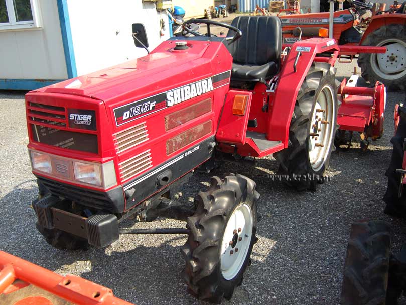 Τρακτέρ Shibaura D195F